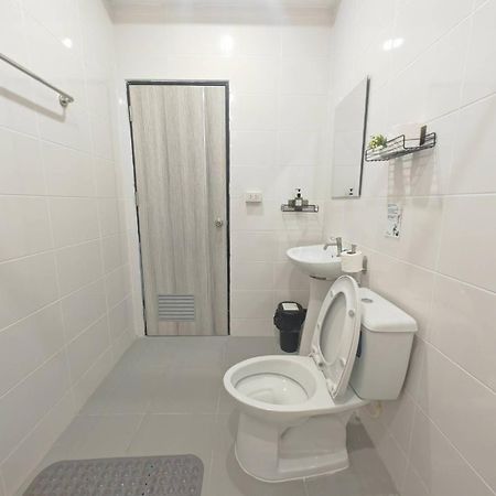 57 Hidden House Bkk Chinatown Hotel Bangkok Ngoại thất bức ảnh